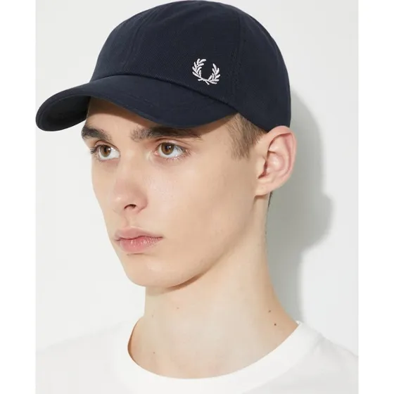 Fred Perry Pique Classic Cap Granatowa z Daszkiem
