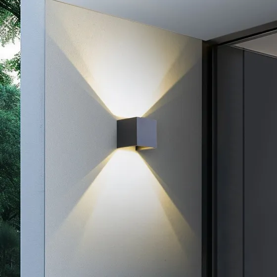 Lindby Dara Smart – Kinkiet zewnętrzny LED RGB CCT Tuya, szary
