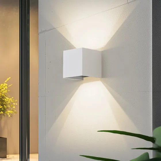 Lindby Dara Smart Kinkiet Zewnętrzny LED, 10 cm, Biały, CCT/RGB