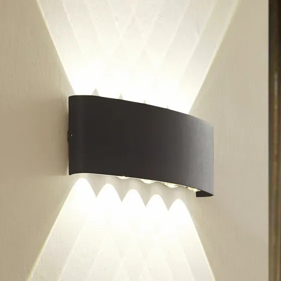 Lindby Ithan Kinkiet zewnętrzny LED, 5-punktowy, antracytowy, 27 cm