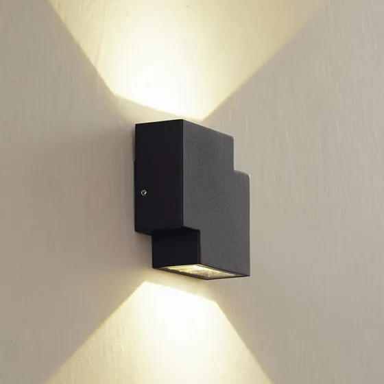 Lindby Fendir LED Kinkiet zewnętrzny, czarny, aluminium, 10,5 cm
