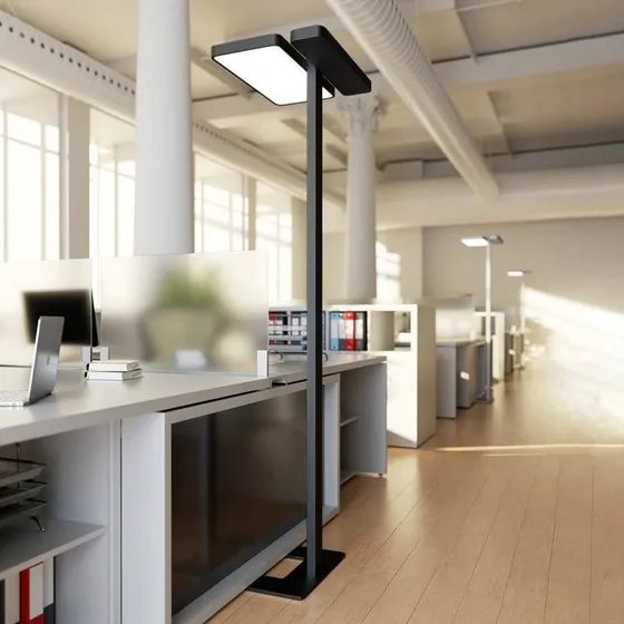 Arcchio Lampa stojąca biurowa Aila, czarna, czujnik światła
