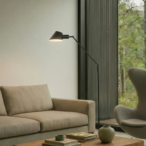 Lampa podłogowa Lindby Corali Czarna - Metalowa, 176,5 cm