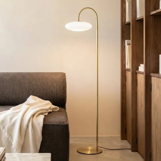 Lucande Tenebra Lampa stojąca LED, mosiądz/biały, 155 cm