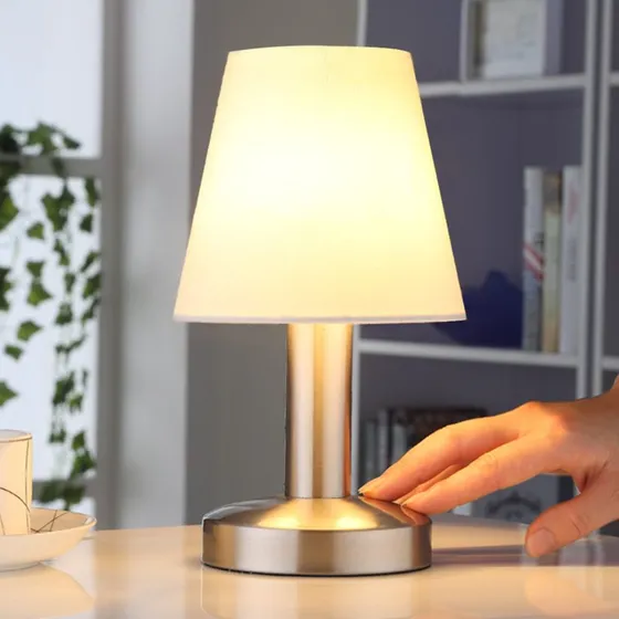 Lindby Lampa Stołowa Hanno White/Nickel