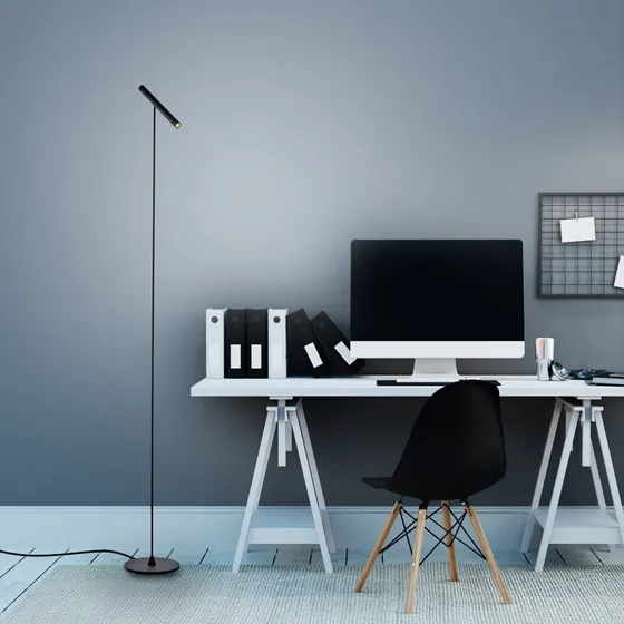 Lampa stojąca LED PURE Tutua – czarna, ze ściemniaczem sensorycznym