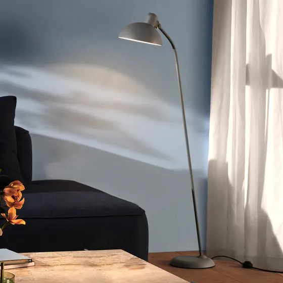 Fritz Hansen Kaiser Idell 6556-F Lampa Podłogowa Matowy Szary