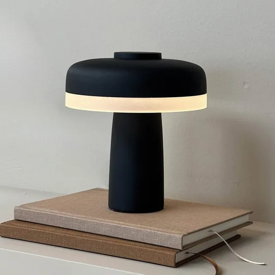 Dyberg Larsen Porter LED Lampa Stołowa Akumulatorowa Matowa Czerń