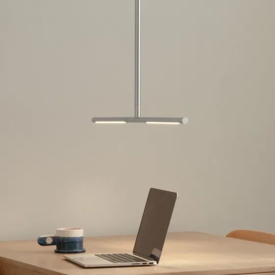 Lampa sufitowa UMAGE Omni stalowa, regulowana