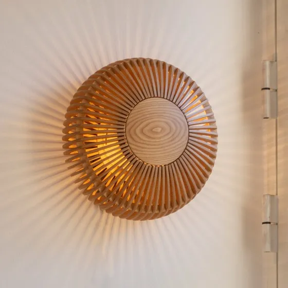 UMAGE Clava Up Lampa ścienna/sufitowa drewno dębowe Ø 49 cm