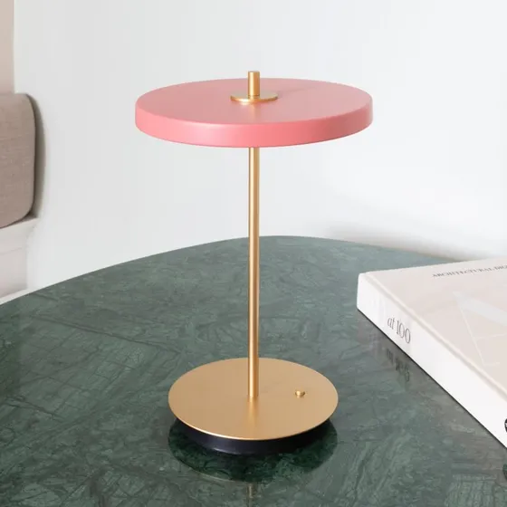 UMAGE Asteria Move lampa stołowa LED, różowa/mosiężna, 31 cm
