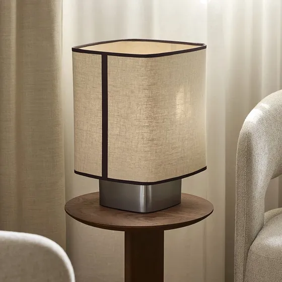 MARKET SET Lampa stołowa Dolce, beż wapienny, len i metal