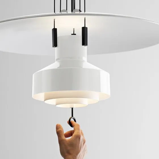 Żyrandol LED Stilnovo Saliscendi, biały