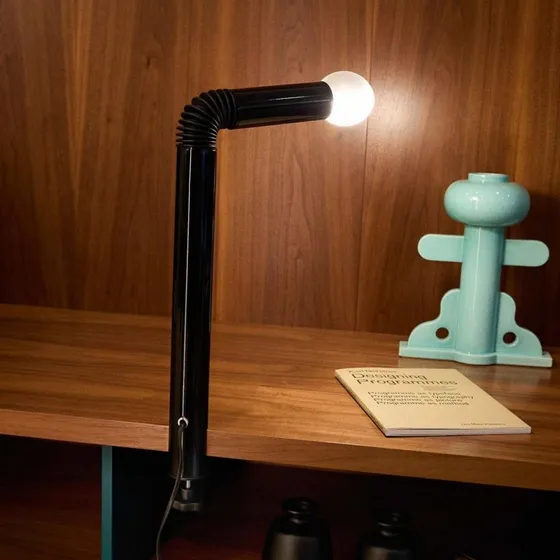 Lampa stołowa Stilnovo Periscopio, czarna, 68 cm, metal