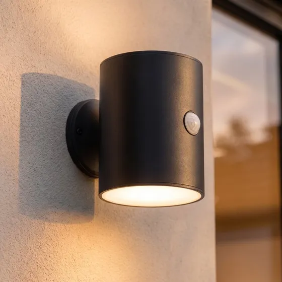 Lindby Amren LED Solar Kinkiet z Czujnikiem Ruchu, Czarny