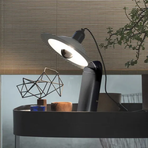 Stilnovo Lampiatta Lampa ścienna i stołowa LED, czarna