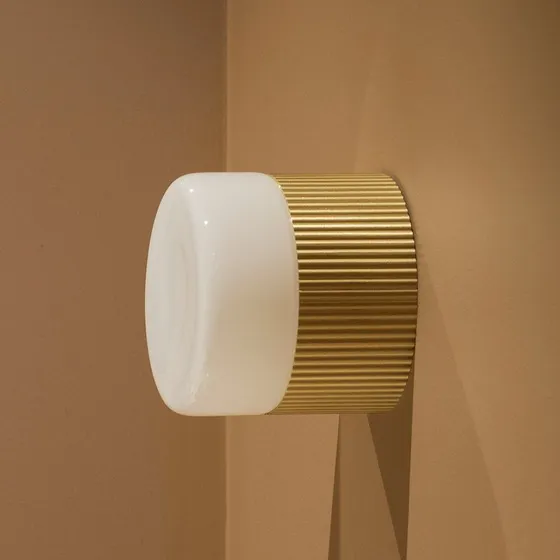 Globen Lighting Hubble 12 – lampa sufitowa łazienkowa, mosiądz
