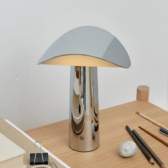 GEJST Lium lampa stołowa LED Akku, chrom, 2700K, USB