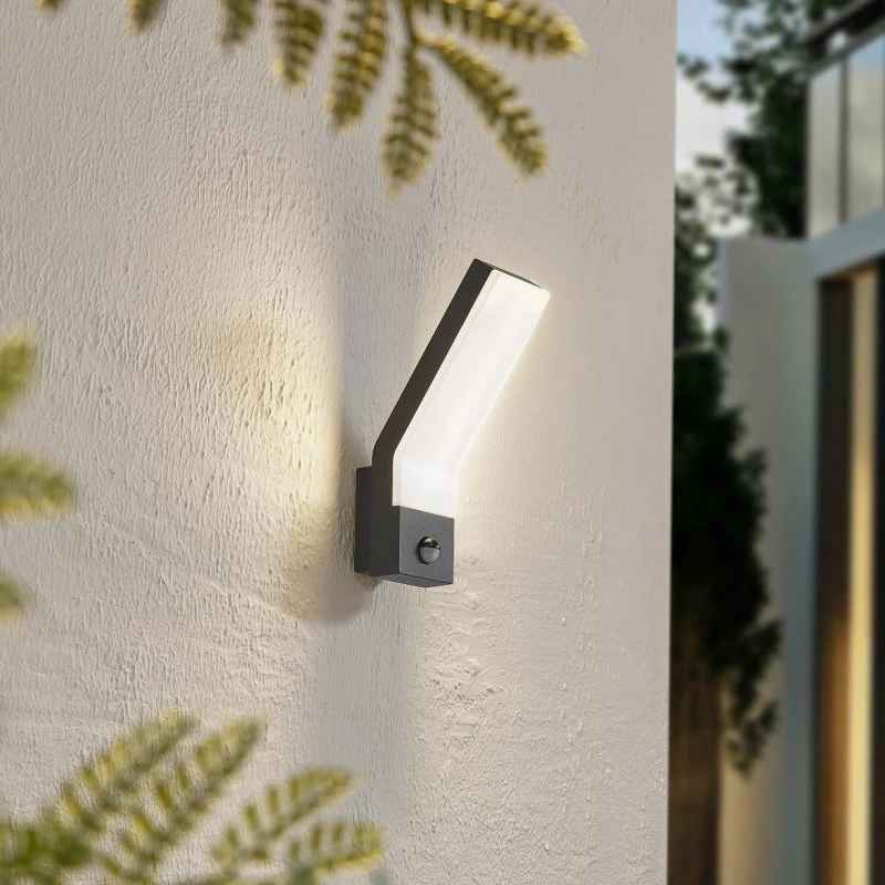 Kinkiet zewnętrzny LED Lindby Korvik, 26 cm, antracyt, czujnik ruchu