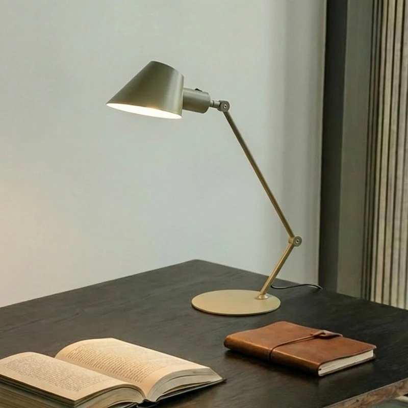 Lampa stołowa Lindby Corali, jasnozielona, metalowa, 64 cm