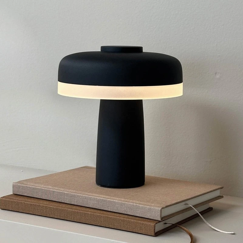 Dyberg Larsen Porter LED Lampa Stołowa Akumulatorowa Matowa Czerń