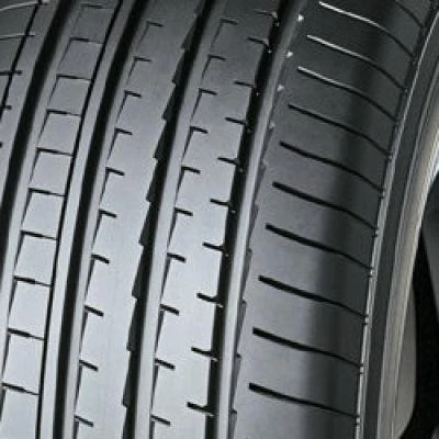 Yokohama Advan V61B 225/65 R17 102V