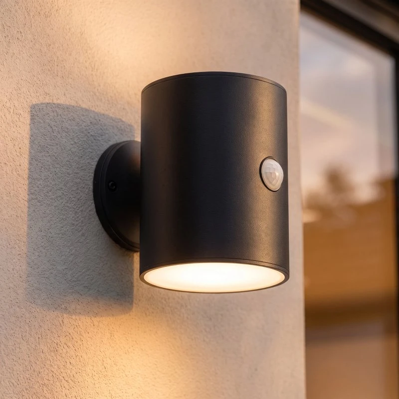 Lindby Amren LED Solar Kinkiet z Czujnikiem Ruchu, Czarny