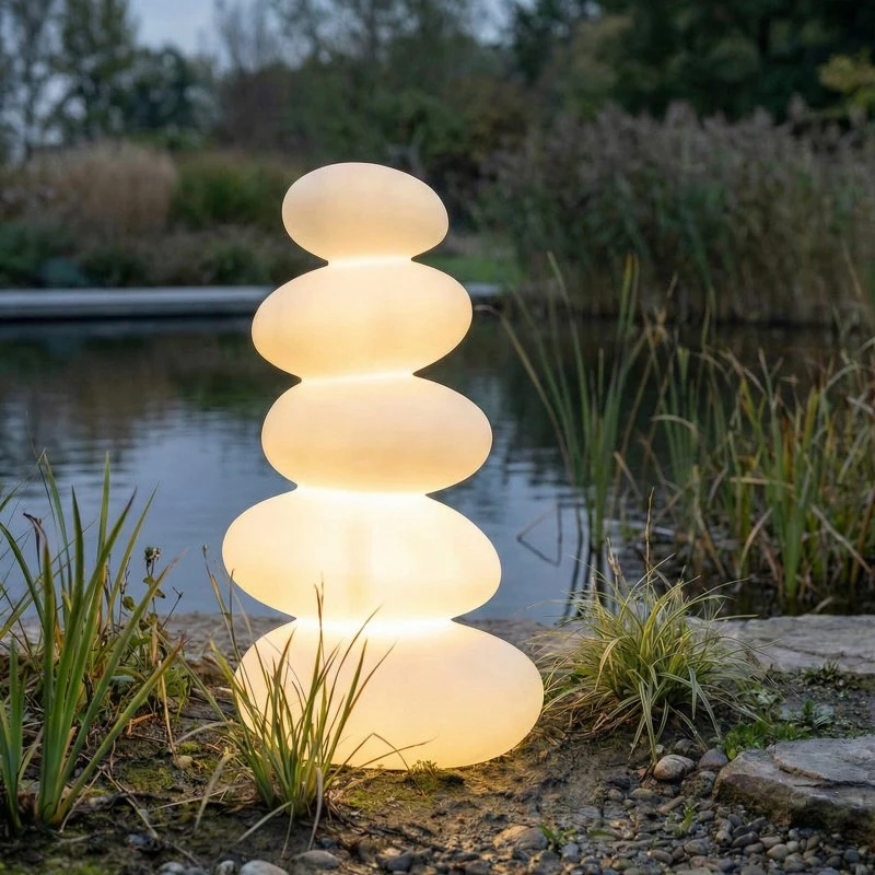 Lucande Soriel Lampa tarasowa LED, 72 cm, biała, IP54, stepdim