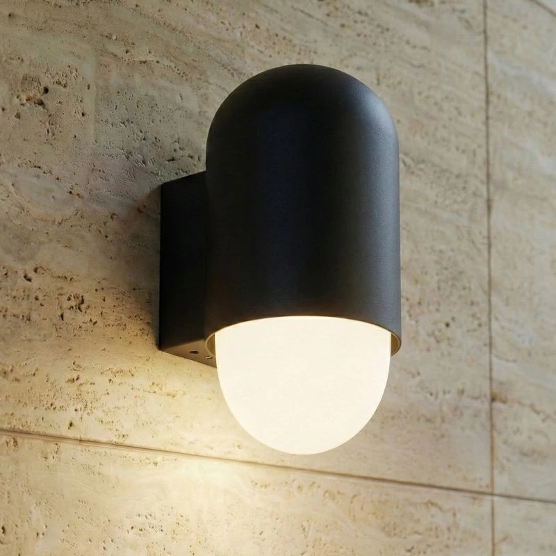 Kinkiet zewnętrzny Lindby Pilva, IP44, E27, czarny, aluminium